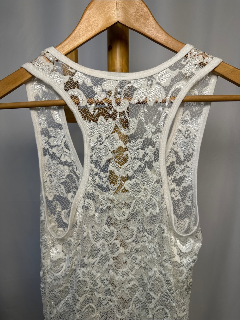 BKE Lace Racerback Tank Top - Picture 4 of 8